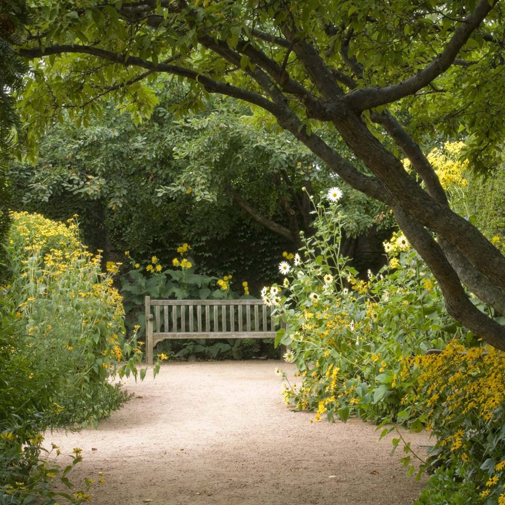 A Visit From the English Walled Garden’s Designer – My Chicago Botanic