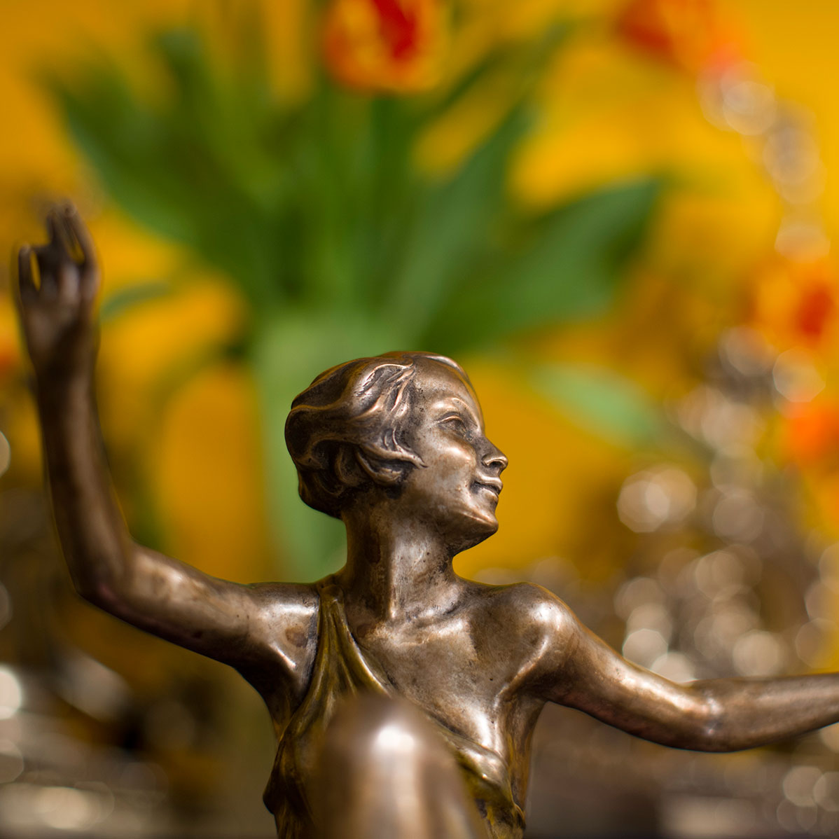 PHOTO: Art Nouveau bronze sculpture of a dancer.